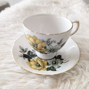 Queen Anne Teacup and Saucer set